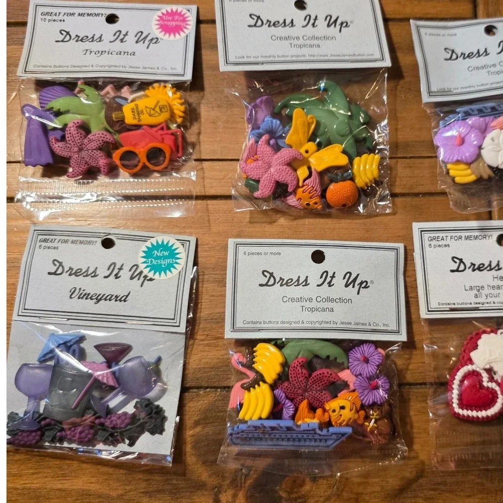Dress It Up Buttons Multi Theme Tropicana Vineyard Hearts Lot